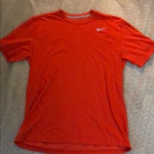 Nike T-shirt orange